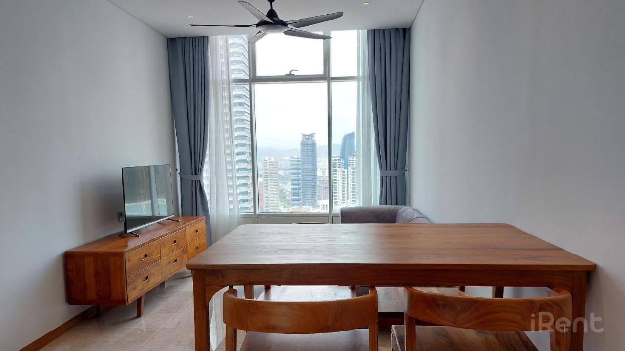 Sky Suites With Klcc Twin Tower View By Irent365 Куала Лумпур Екстериор снимка
